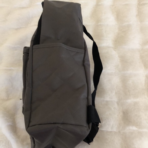 DSW - Picture 4 of 8